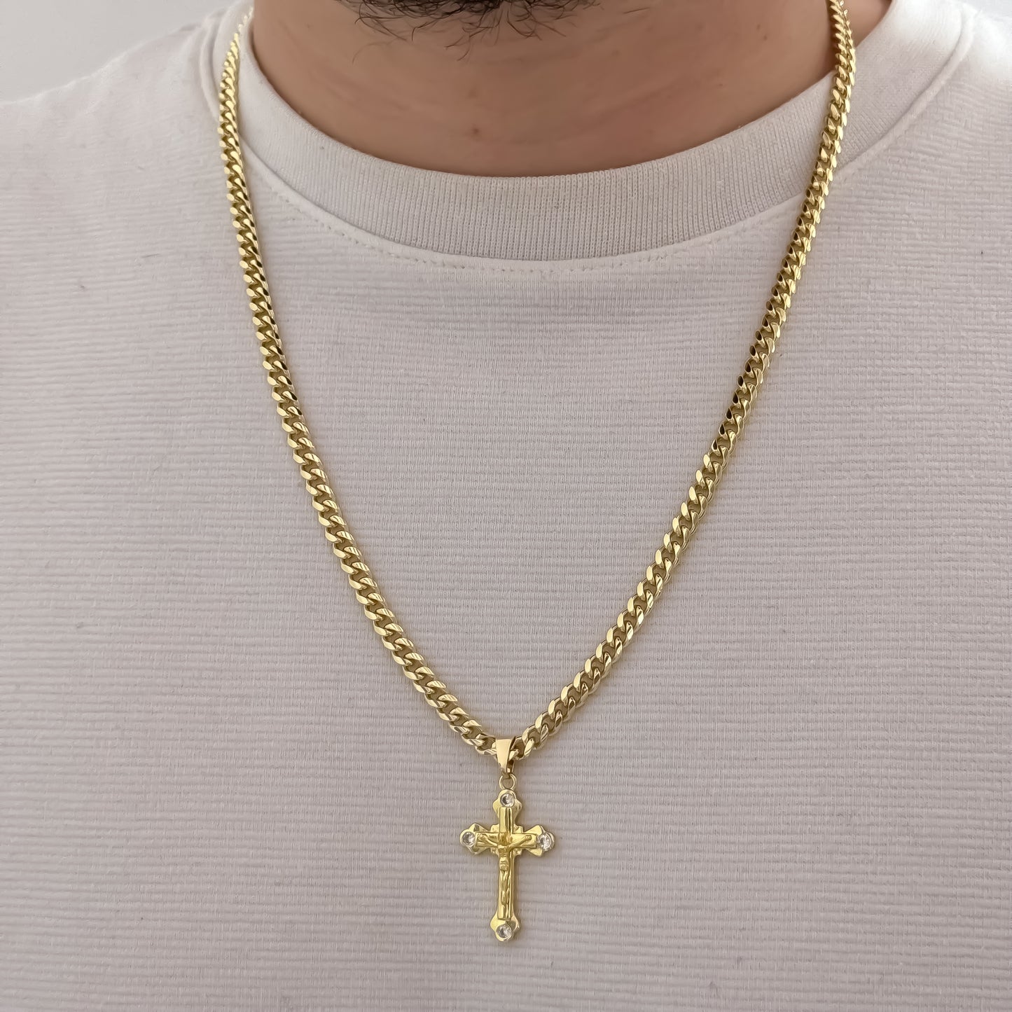 Cadena Cubana de Hombre Rustica de 60cm de 5mm de Grosor Cristo Madero de Jesús en Oro Laminado 18k con Garantía de por vida